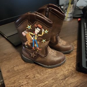 Woody cowboy boots